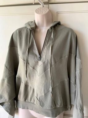 Soft Surroundings Hooded Pullover Sage Green 1/4 Zip Chevron Oversized Women’s S
